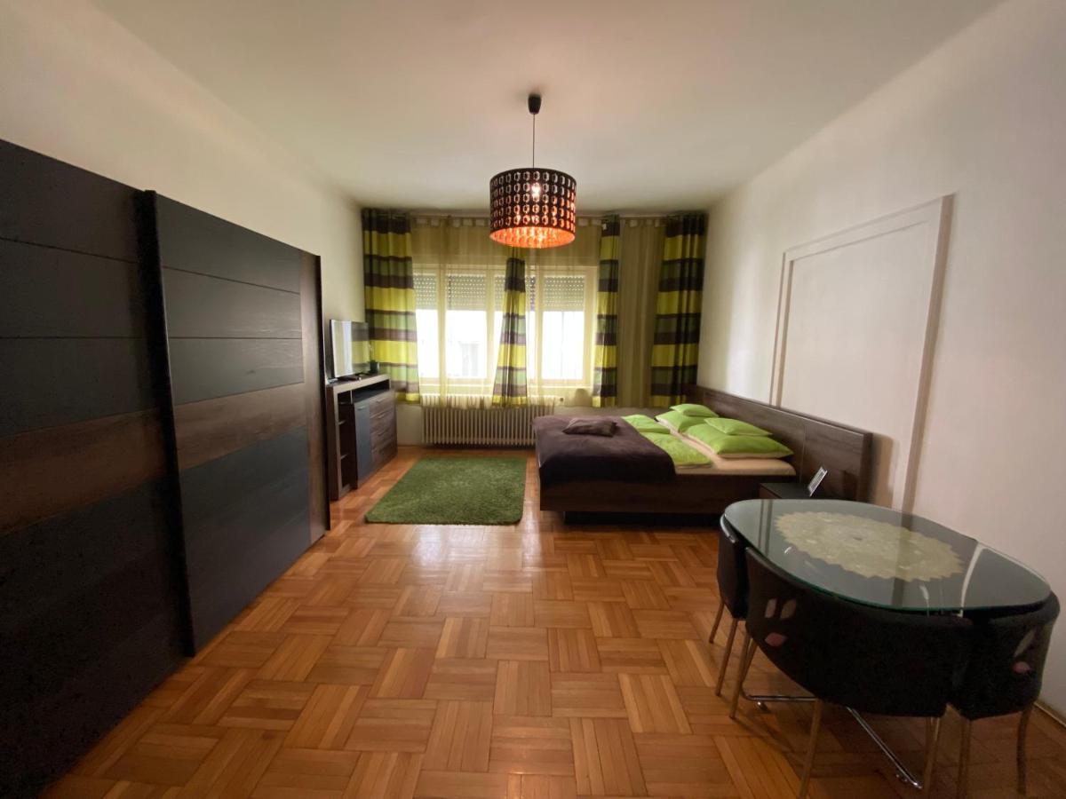 Promenade Guesthouse Near The Danube Budapest Luaran gambar