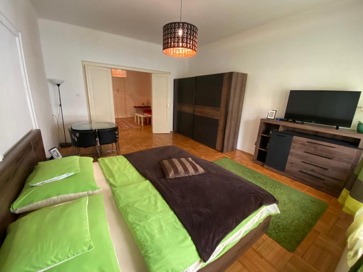 Promenade Guesthouse Near The Danube Budapest Luaran gambar