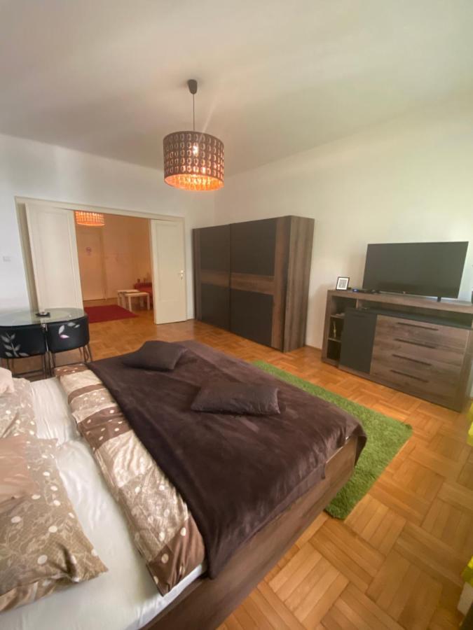 Promenade Guesthouse Near The Danube Budapest Luaran gambar
