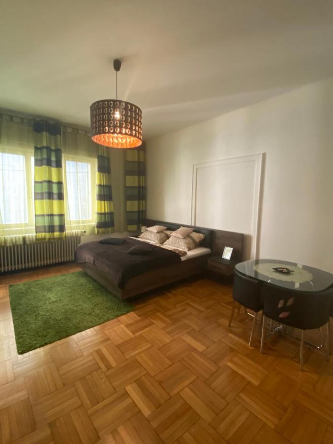 Promenade Guesthouse Near The Danube Budapest Luaran gambar