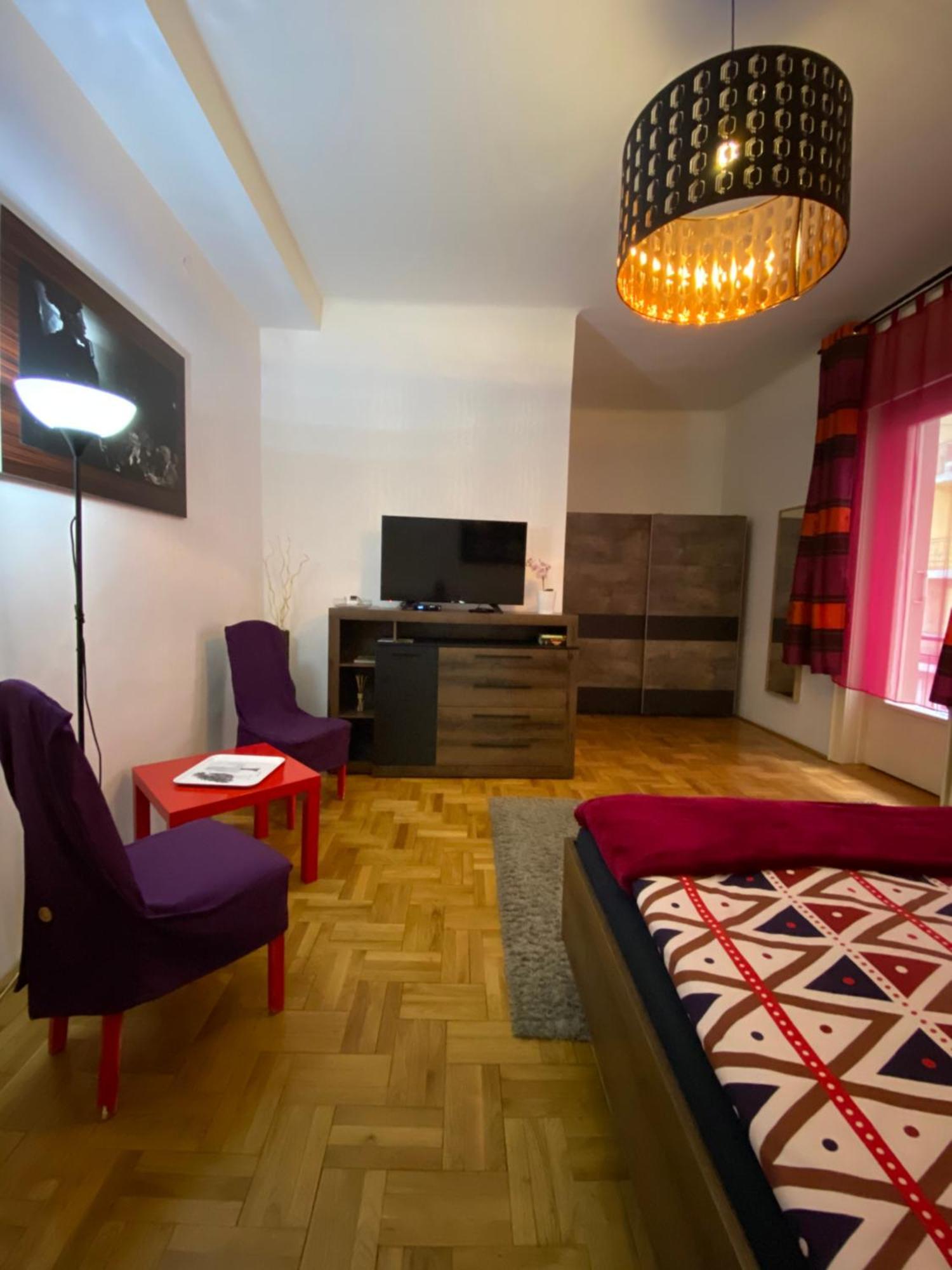 Promenade Guesthouse Near The Danube Budapest Luaran gambar